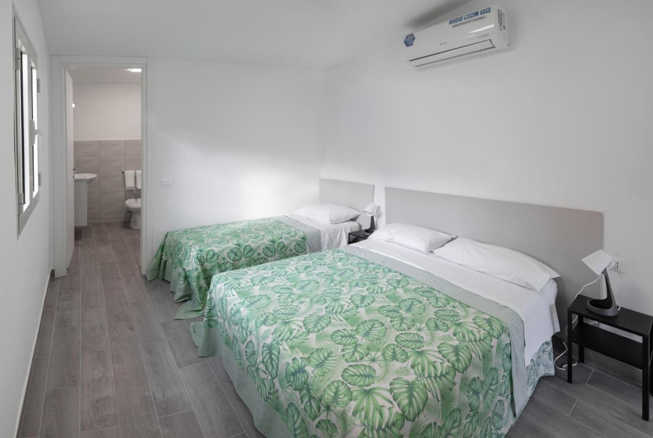 Villaggio Camping Poseidon - Bungalows & Rooms With Sea View In Nature Santa Caterina Dello Ionio Marina Exteriér fotografie